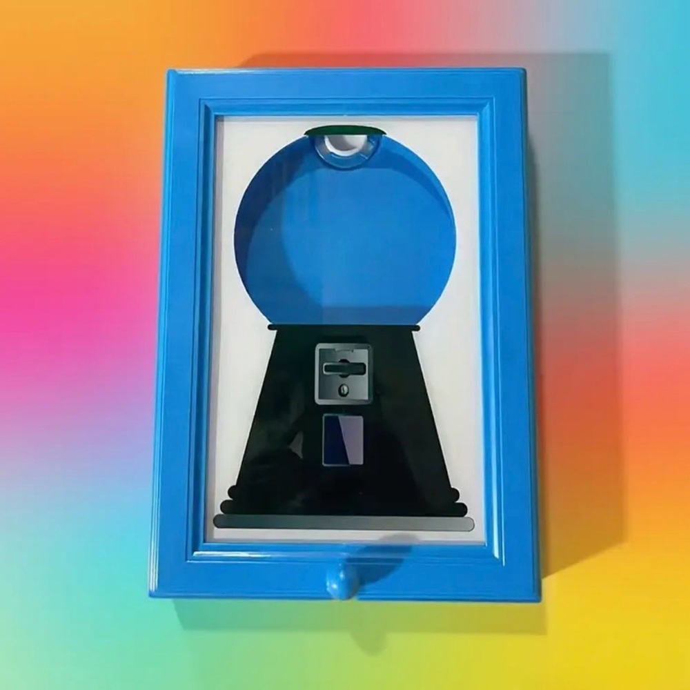 🍬Candy Wall Mounted Framed Candy Pet Treat Gumball Machine Dispenser Hanging Art